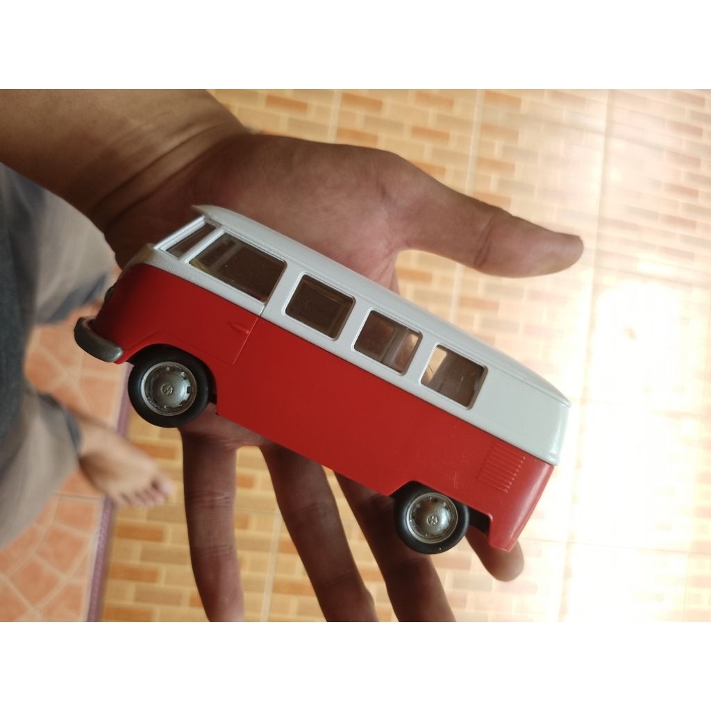 Diecast VW Ori RMZ City