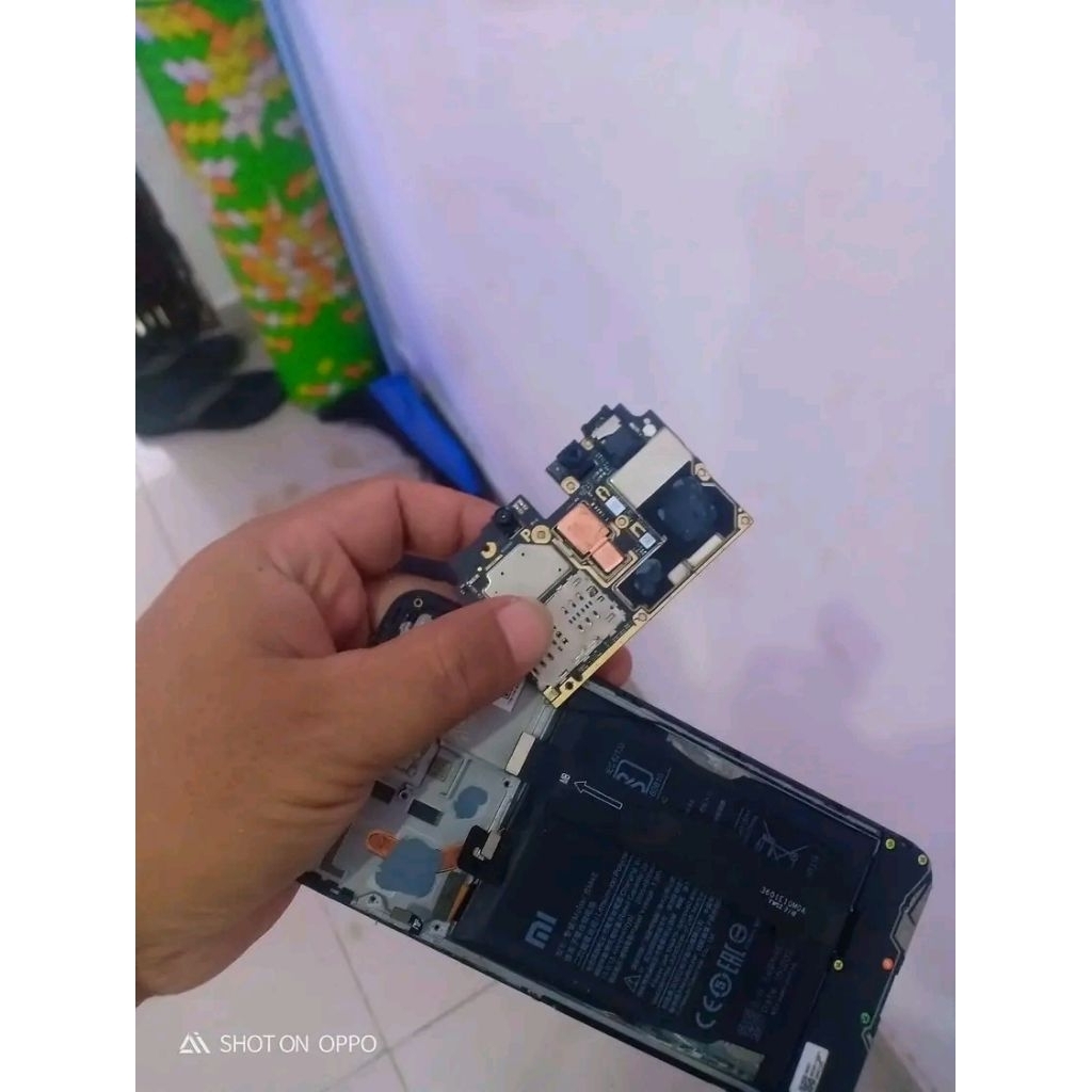 Mesin Poco F1