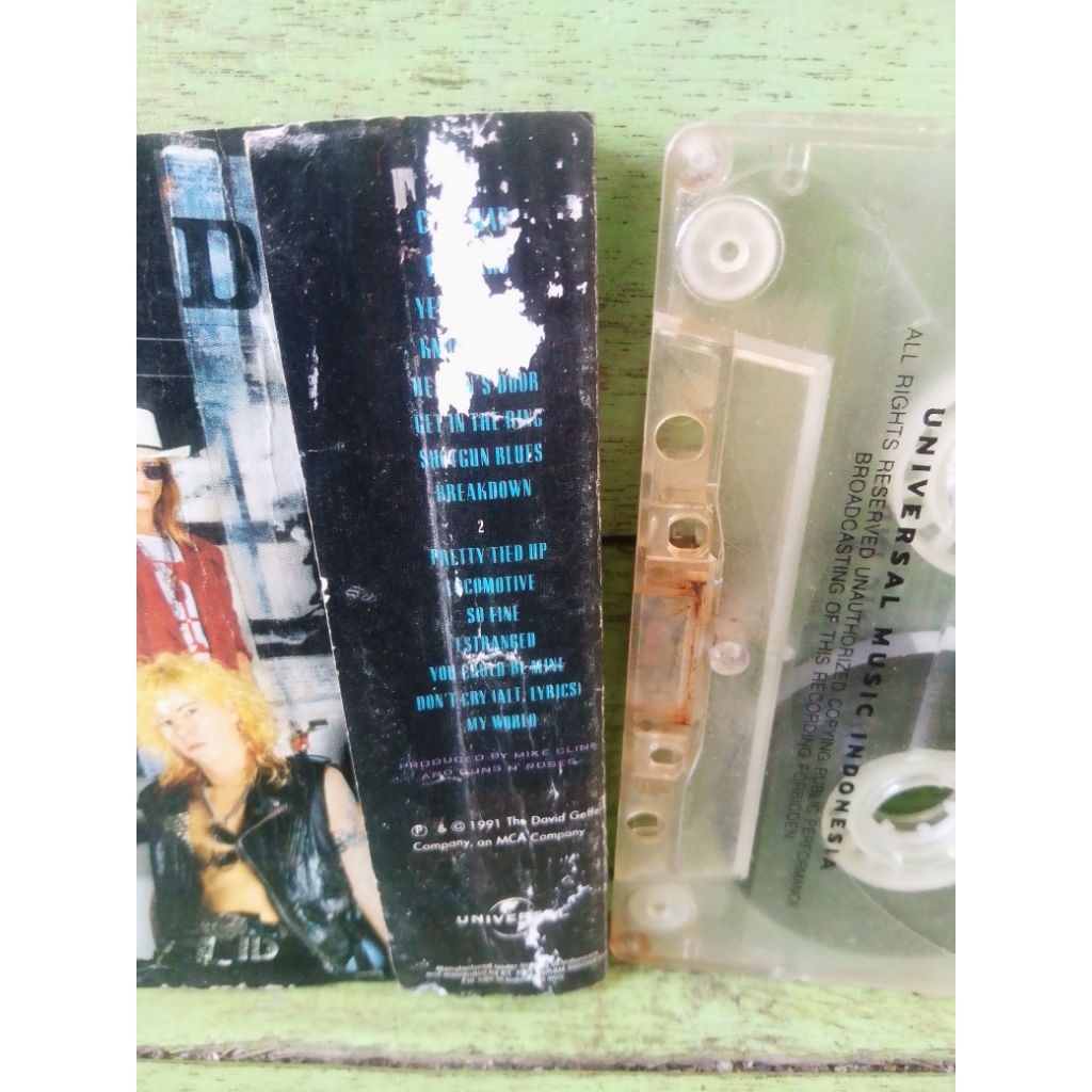 kaset GNR - Use Your Illusion II