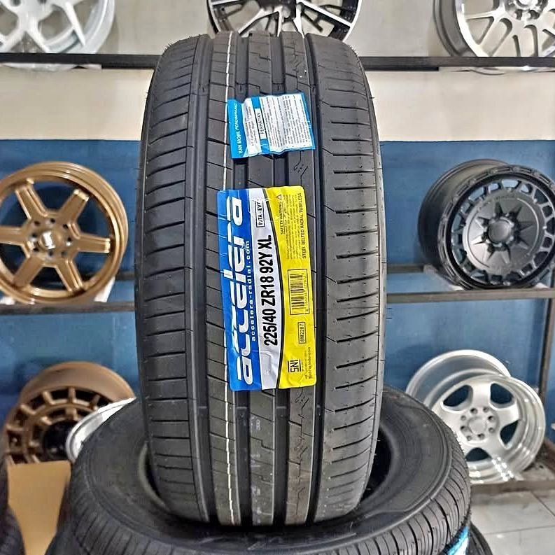 Ban Mobil 225 40 R18 ACCELERA IOTA EVT 225/40 Ring 18 Ban Ceper Tubles