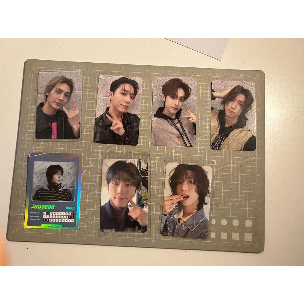 wts photocard xdinary heroes