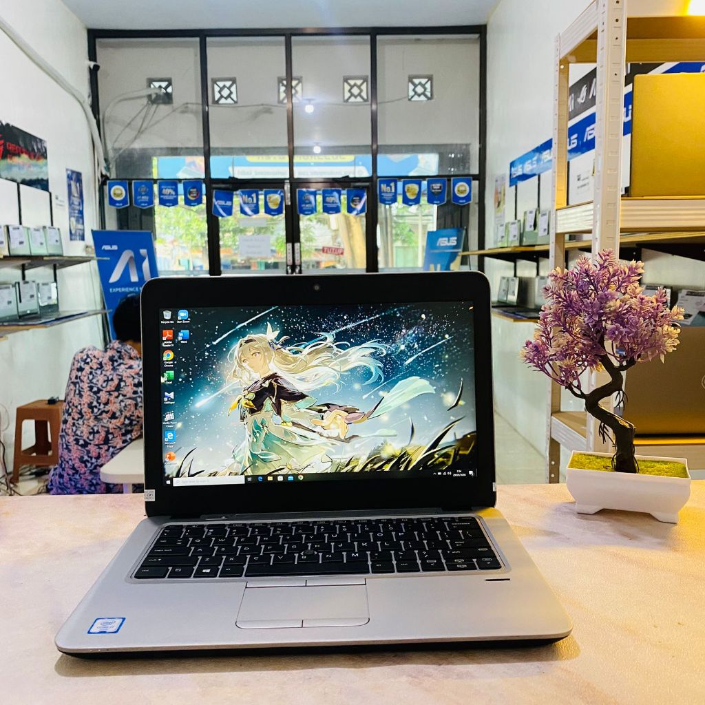 Laptop 2nd HP ELITEBOOK 820 G3 - Ram 8GB/SSD 256GB Termurah Core i7 Best Seller