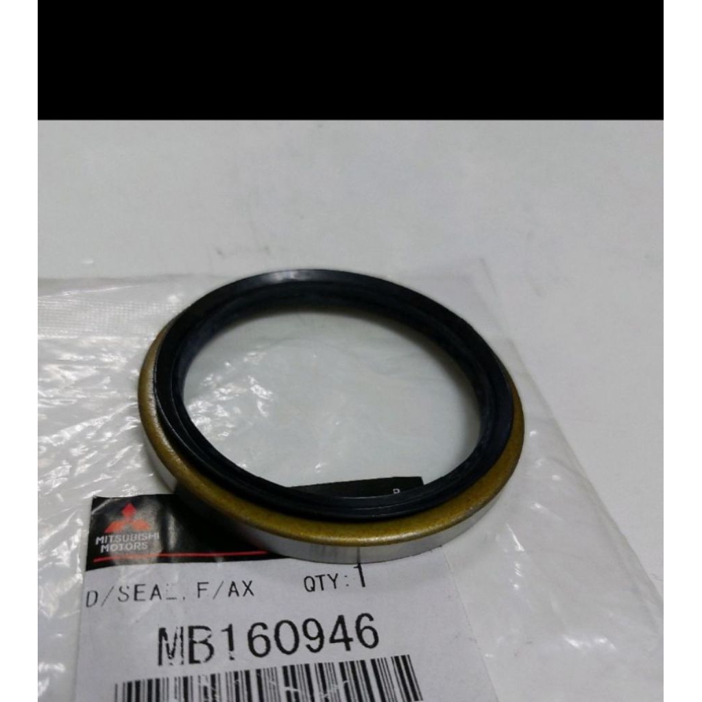 SEAL SHAFT KIT TRITON PAJERO SPORT  DEPAN SEAL SHAFT FRONT AXLE DEPAN TRITON PAJERO SPORT OLI SIL DU