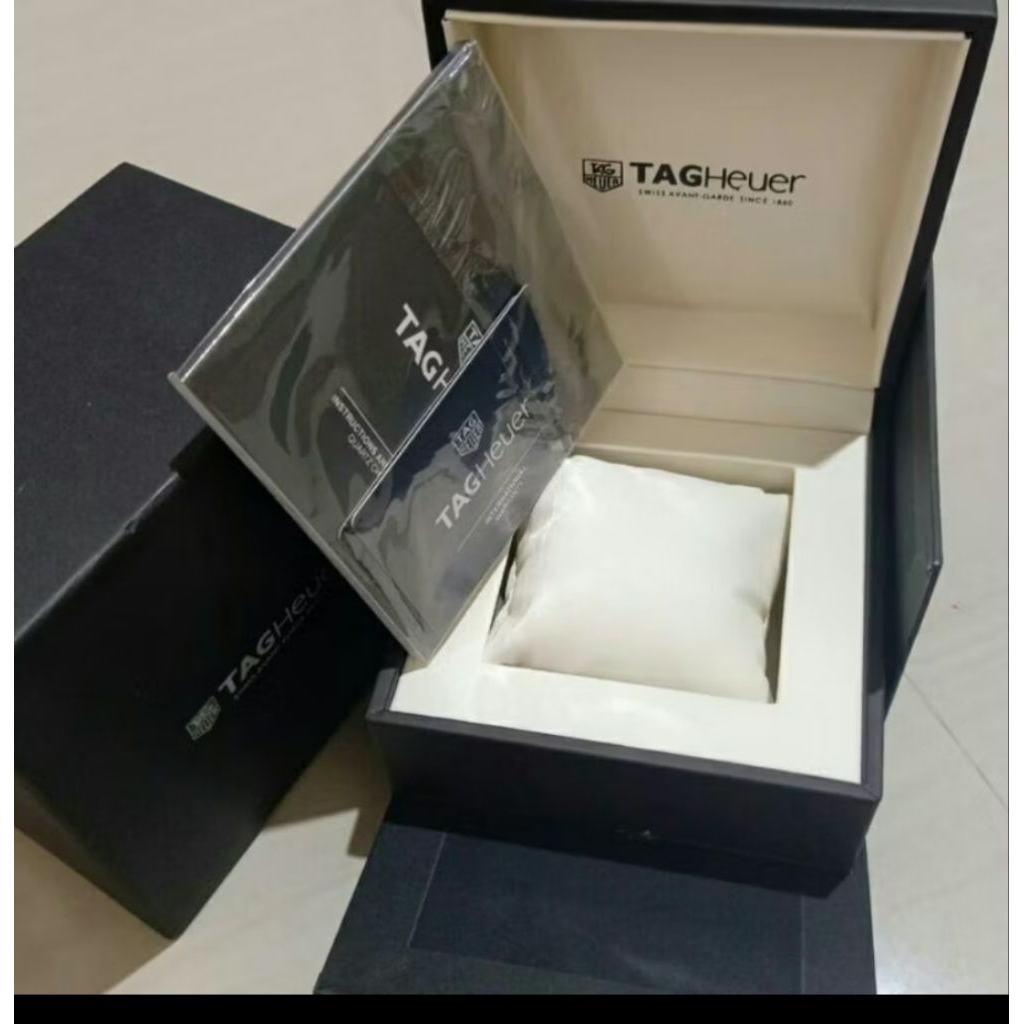kotak jam tangan tag heuer box original