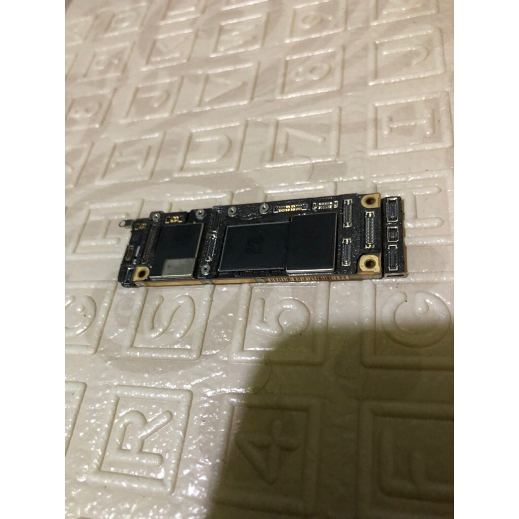mesin lock icloud iphone 11