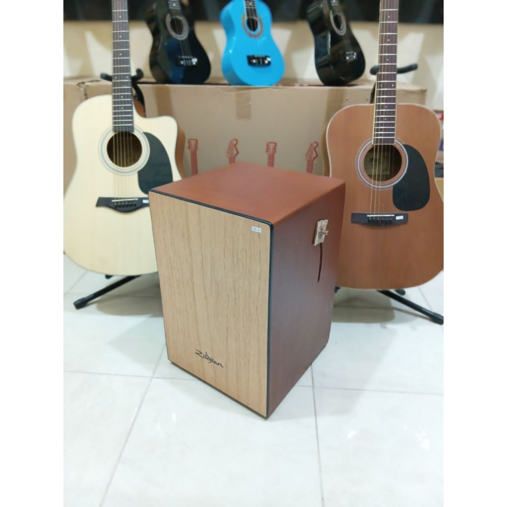 CAJON KOTAK SOLID