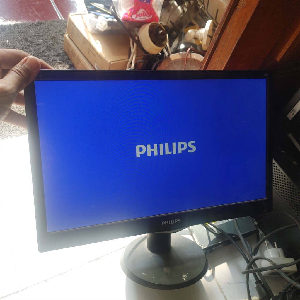 Led monitor 16 inch Philips 163v