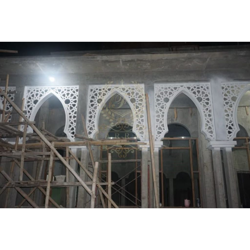 Ornamen Mihrab Masjid GRC Krawangan Klasik Ukiran Siap Pasang