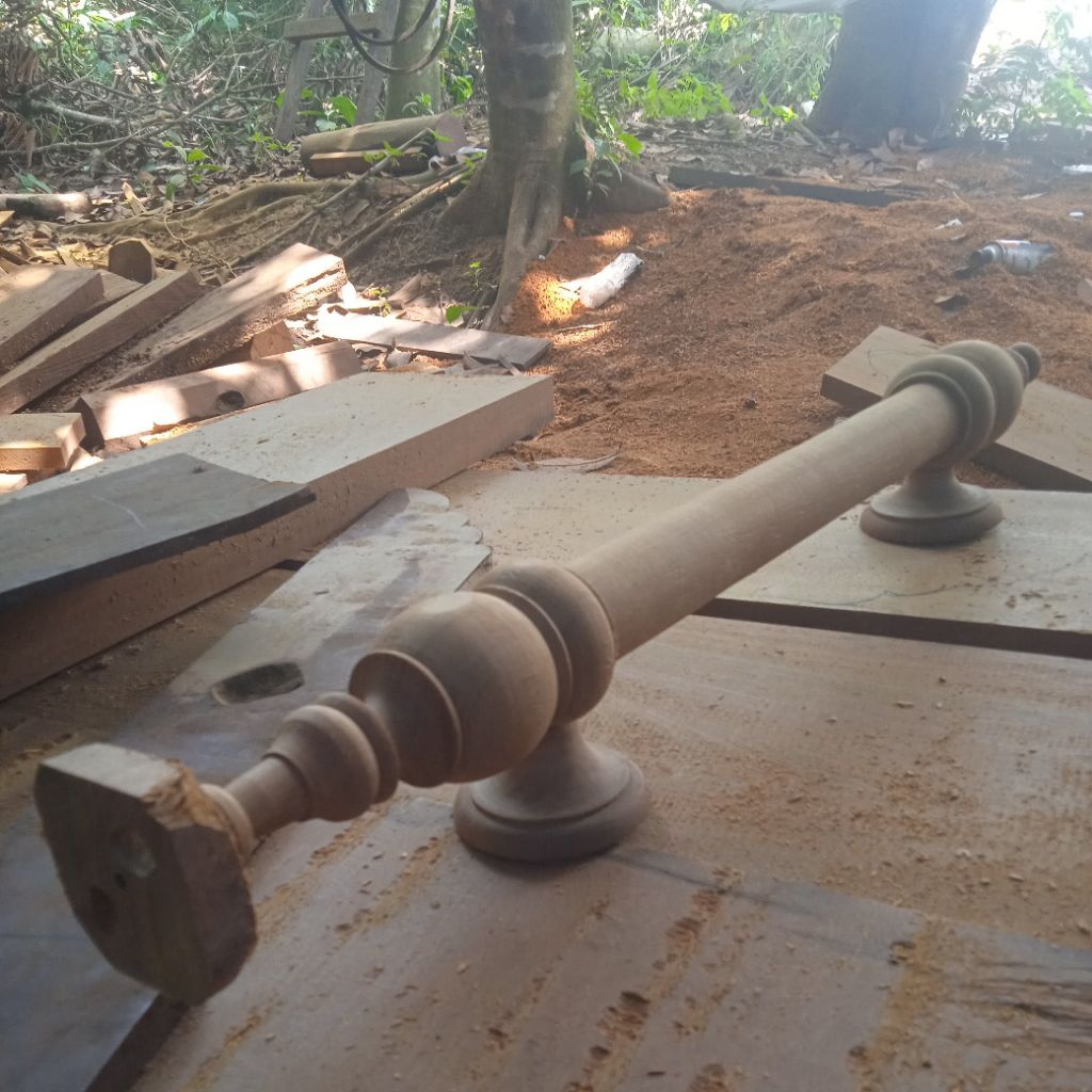 gagang pintu kayu ulin