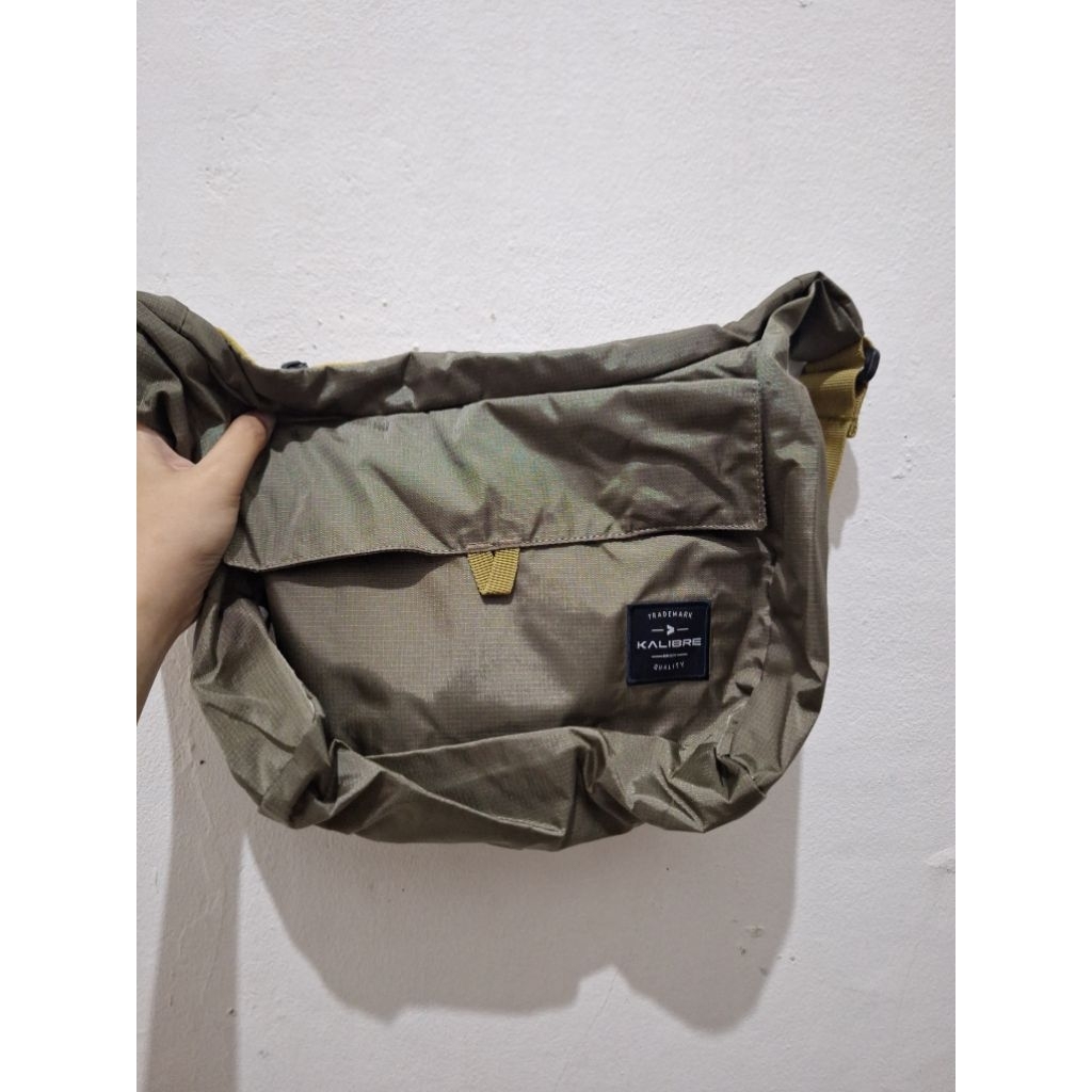 Kalibre Tas Sling Bag