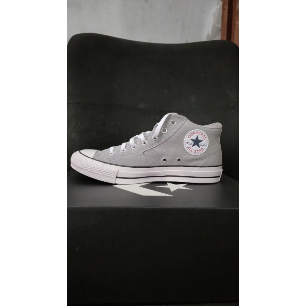 [BNIB] Ready Converse CTAS Malden Street Men's Sneakers - Navy/White