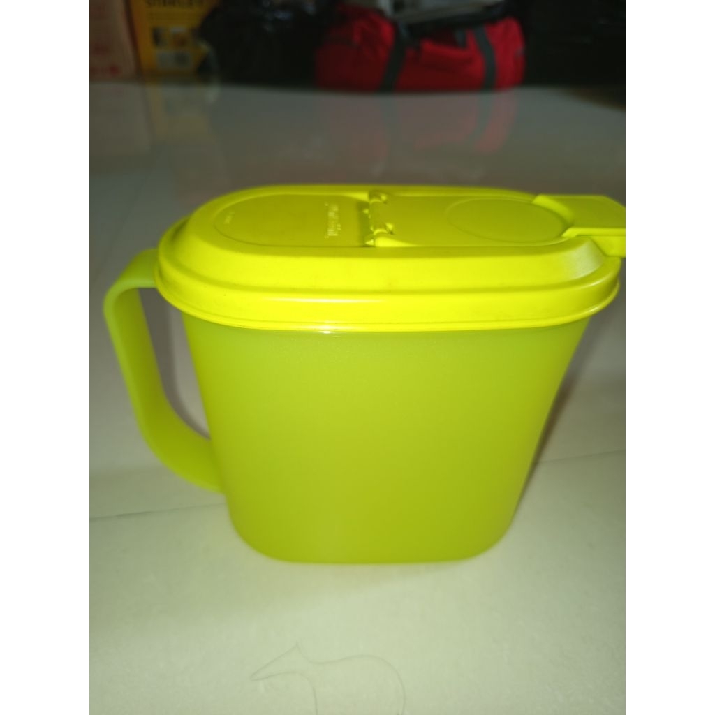 Tupperware Fridge Jug 1L
