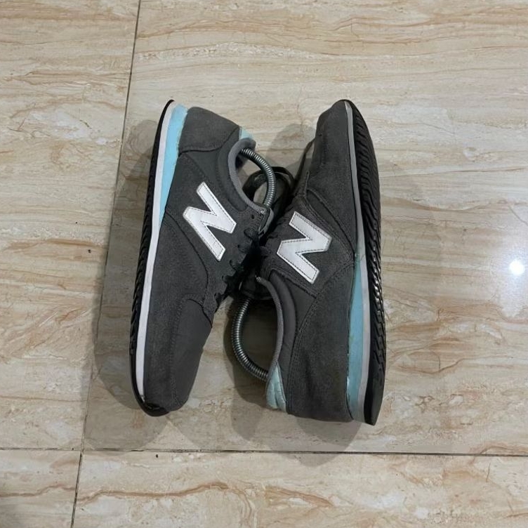 Sepatu New Balance 420