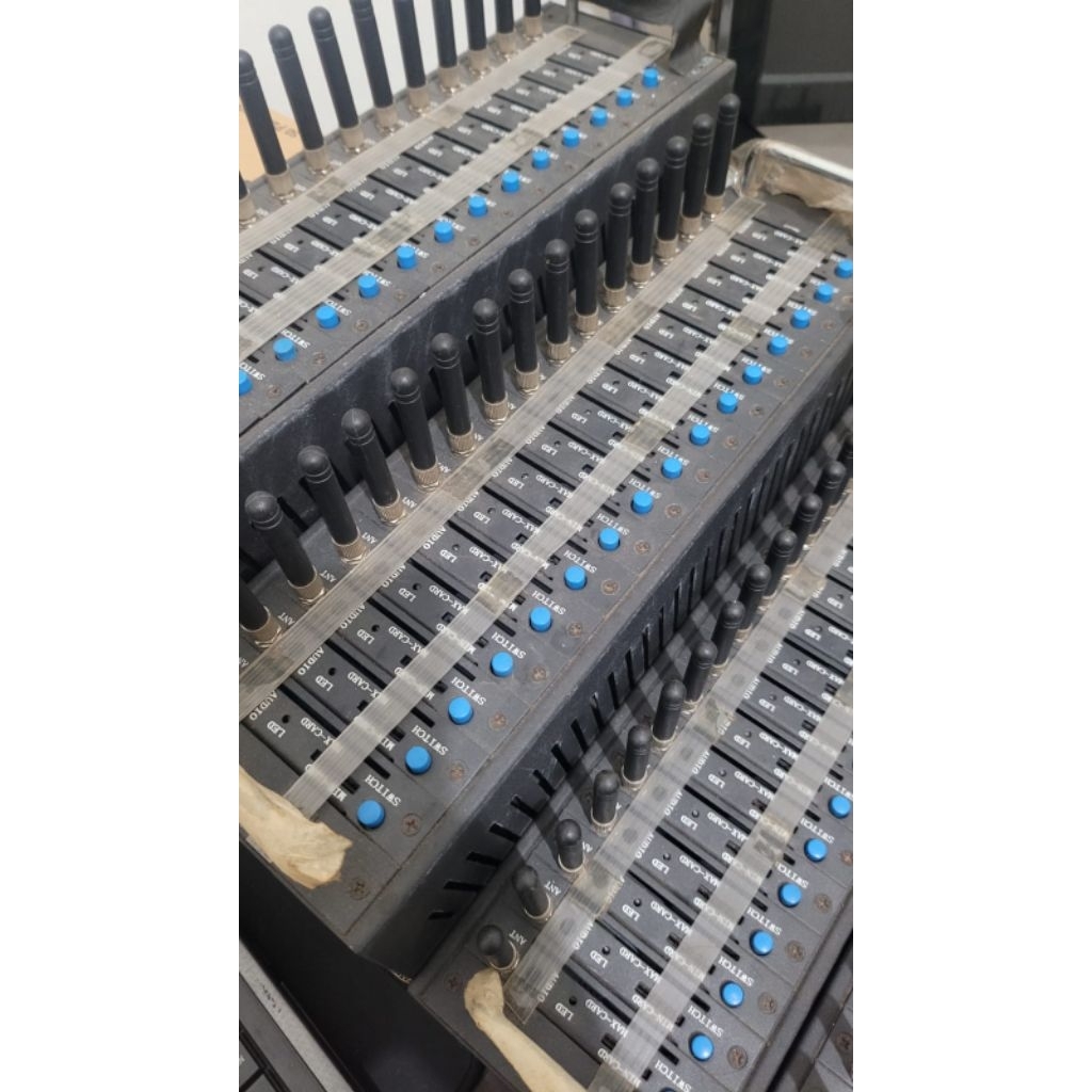 Modem Pool Wavecom 16 port