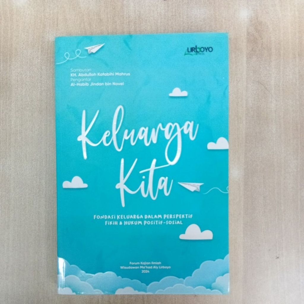Buku Kluarga Kita KLUARGA KITA LIRBOYO PRESS