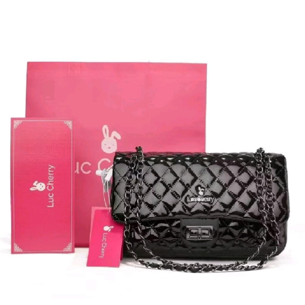 Tas wanita rantai luc cherry warna hitam