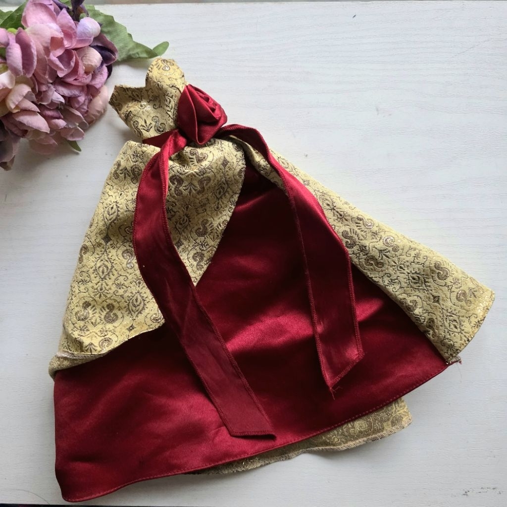 Baju Gaun Barbie Mattel red gold rose vintage