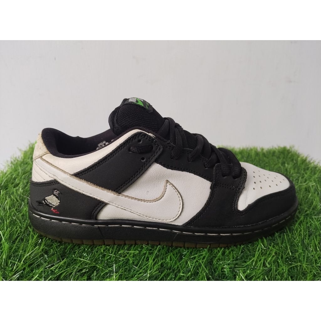 Jeff Staple x Nike SB Dunk Low Pro Panda Pigeon Size 42