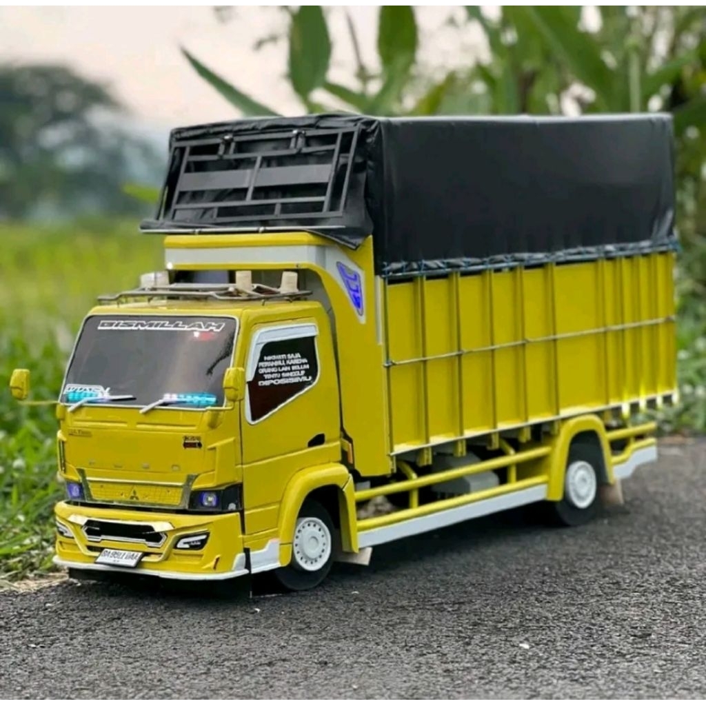 MINIATUR TRUK OLENG KUNING POLOSAN