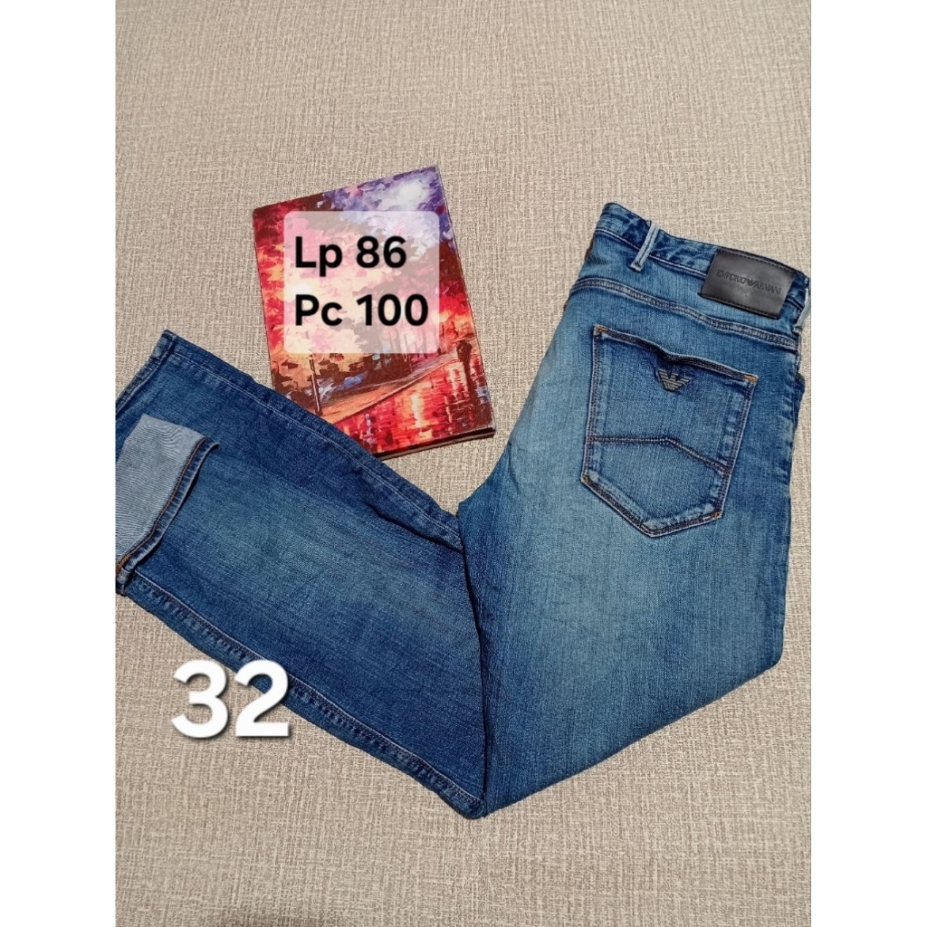 CELANA JEANS DENIM FADING WISKERS WASHED