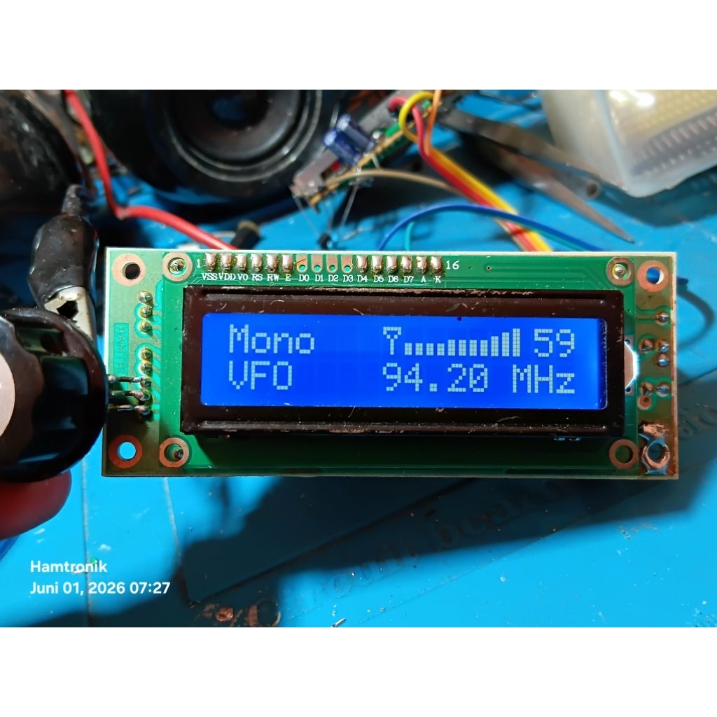 PLL UNIVERSAL LM7001 HAMTRONIK