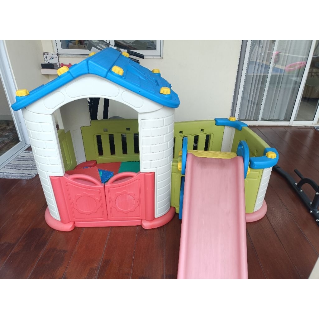 TOBEBE - Playhouse playground anak dengan perosotan