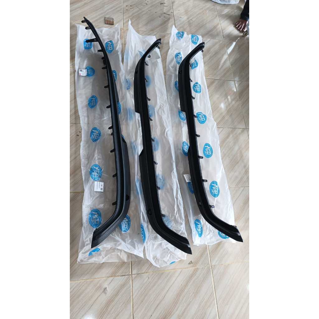 INNOVA-2013 GRILL BUMPER DEPAN