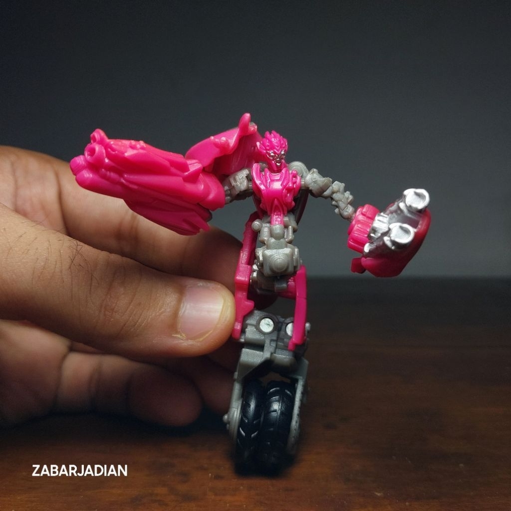 Transformers Studio series ROTF Arcee