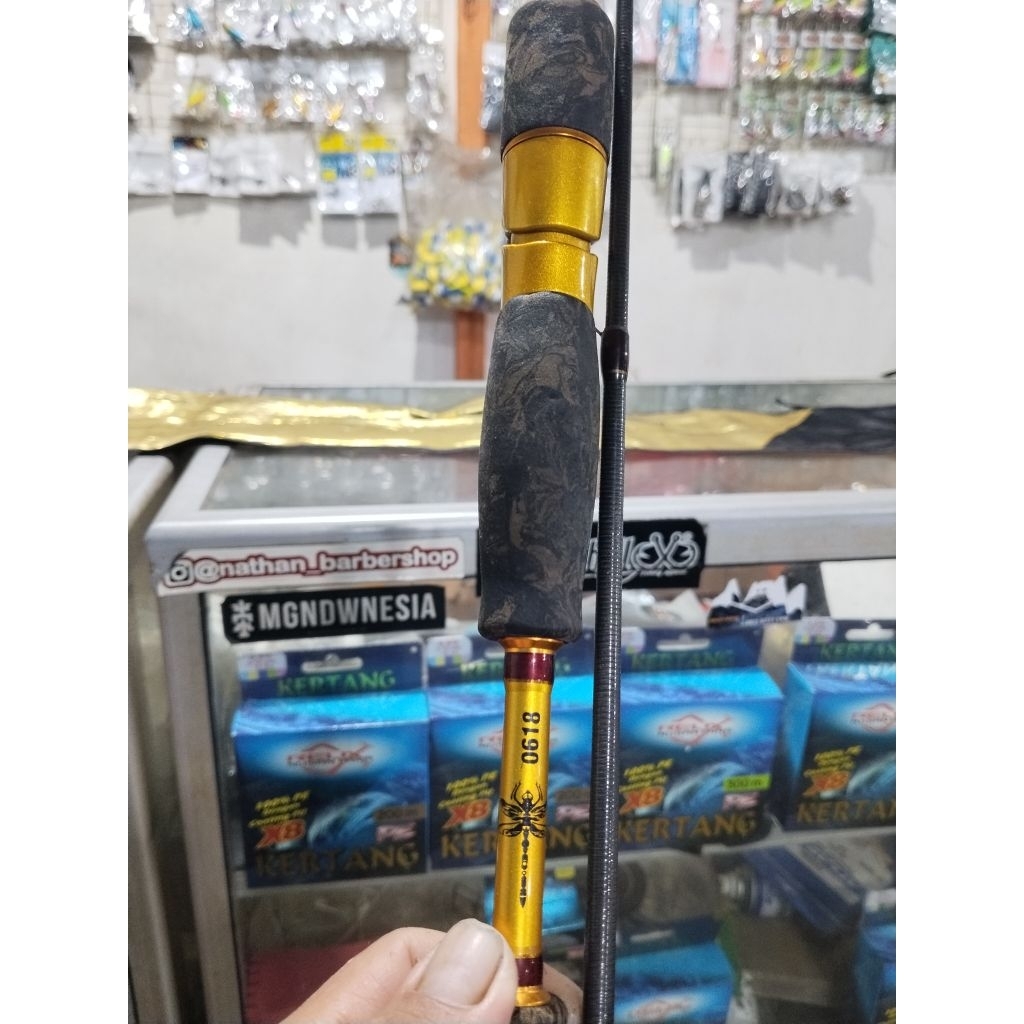 RELIX NUSANTARA CAPUNG EMAS 702