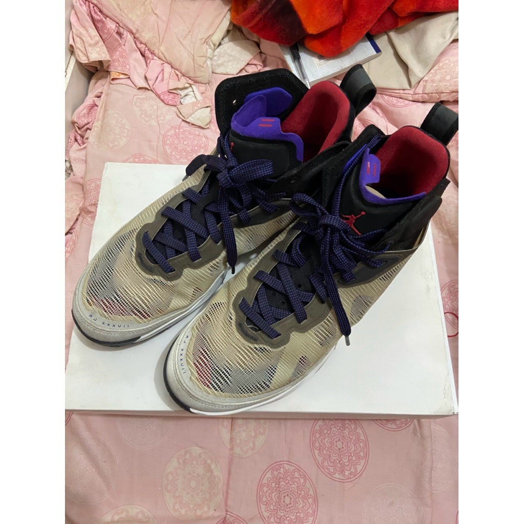 Air Jordan 37 Light Bone Size 45 Second