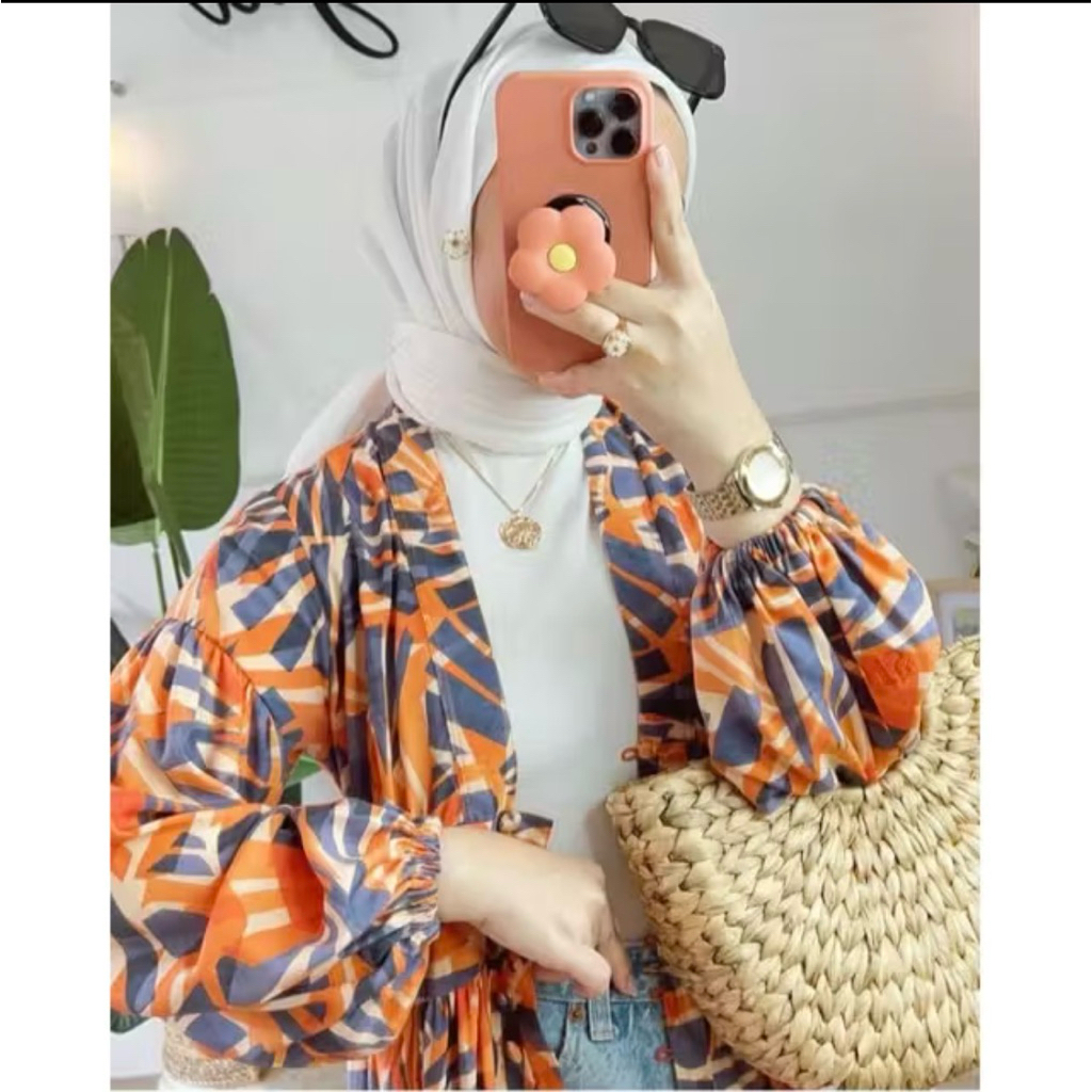 INTALICIOUS OUTER