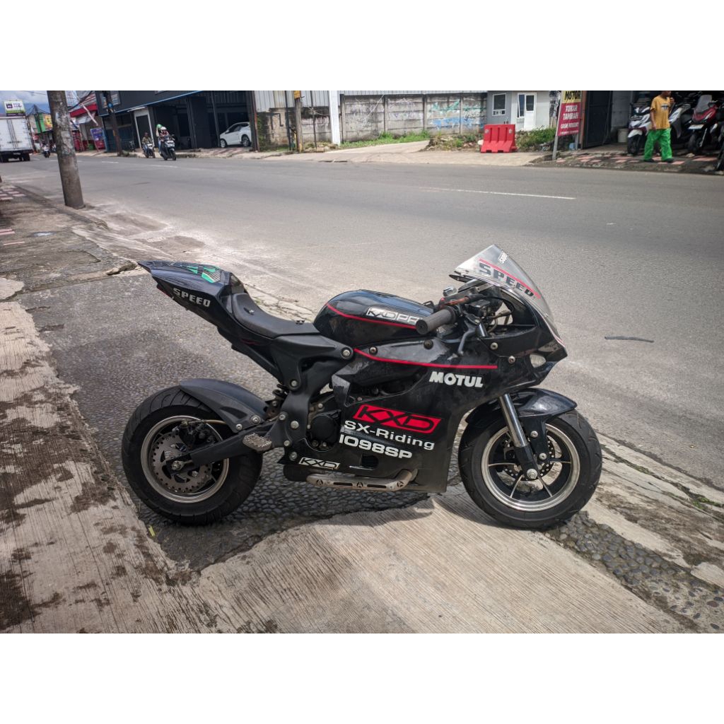 MINI GP Medium 4tak