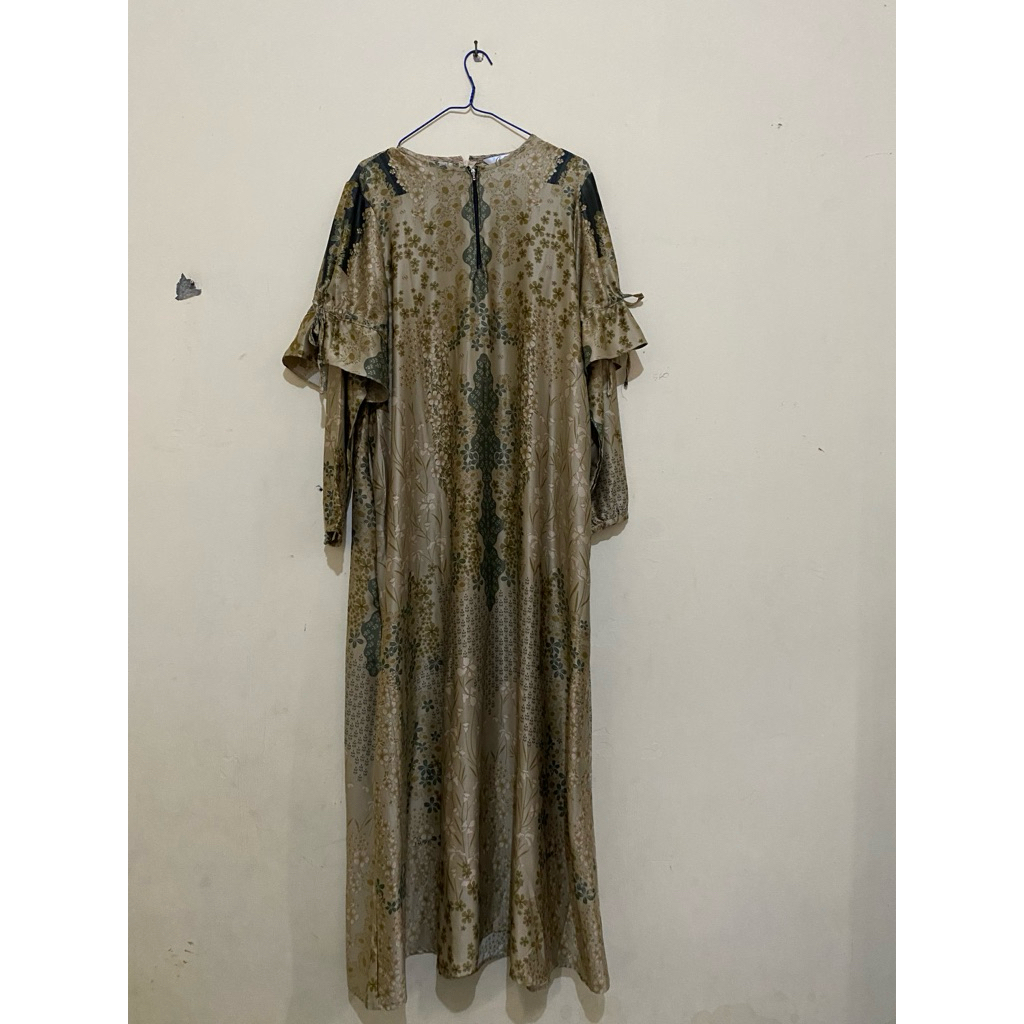 PRELOVED DRESS GEULIS