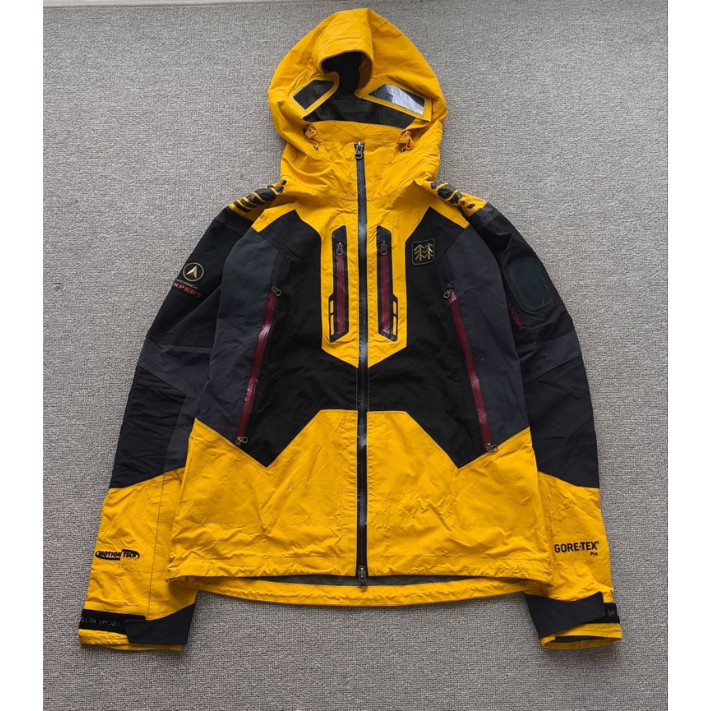 KOLON SPORT OUTDOOR WATERPROOF GORPCORE GORE-TEX JACKET SZ L
