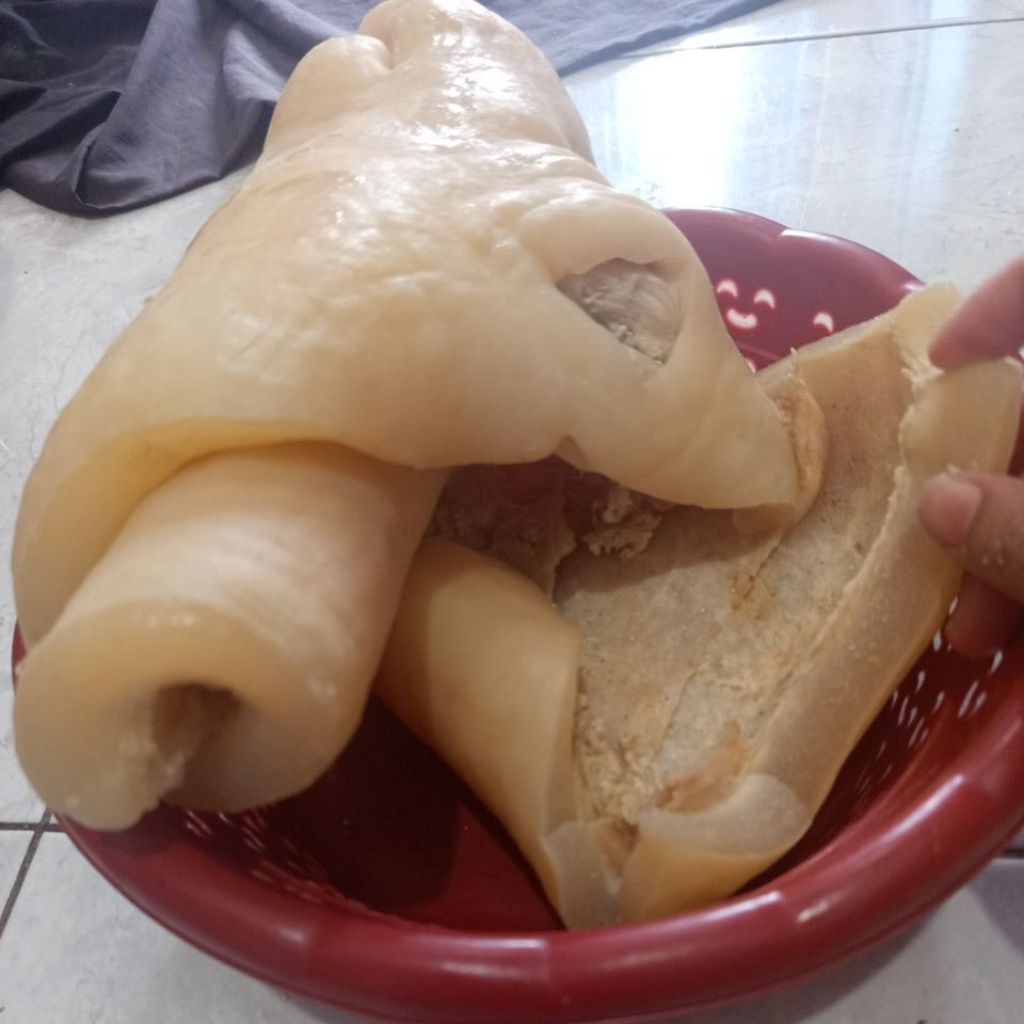 kikil sapi/kulit kepala sapi. RAJA CINGUR