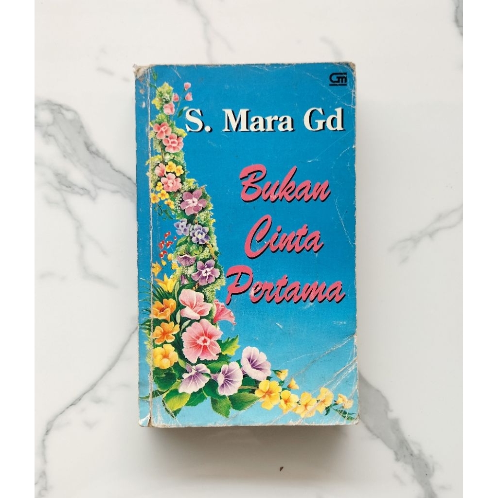 Novel Bukan Cinta Pertama (knid), karya S. Mara Gd