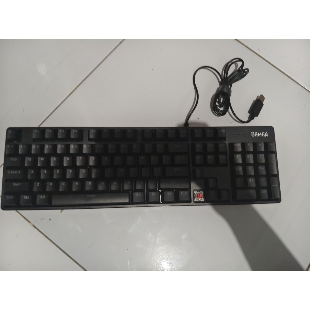 Gamen titan 8 second 104 keys mechanical red Switch