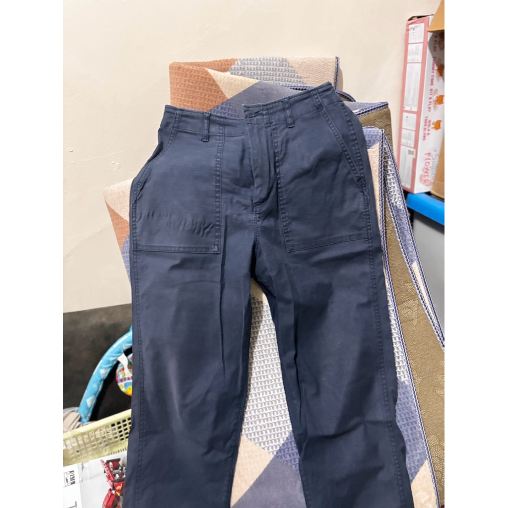 (PRELOVED) Ankle pants Uniqlo navy