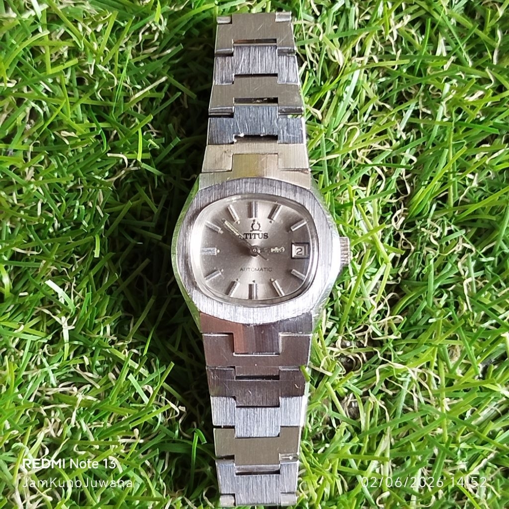 Jam tangan wanita Titus automatic ref 3637 "Royal Oak Homage" 1970an