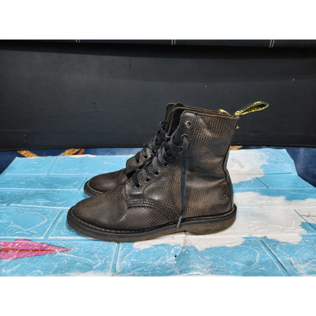 Sepatu Boots Docmart 1460 Made in England Original  size 38
