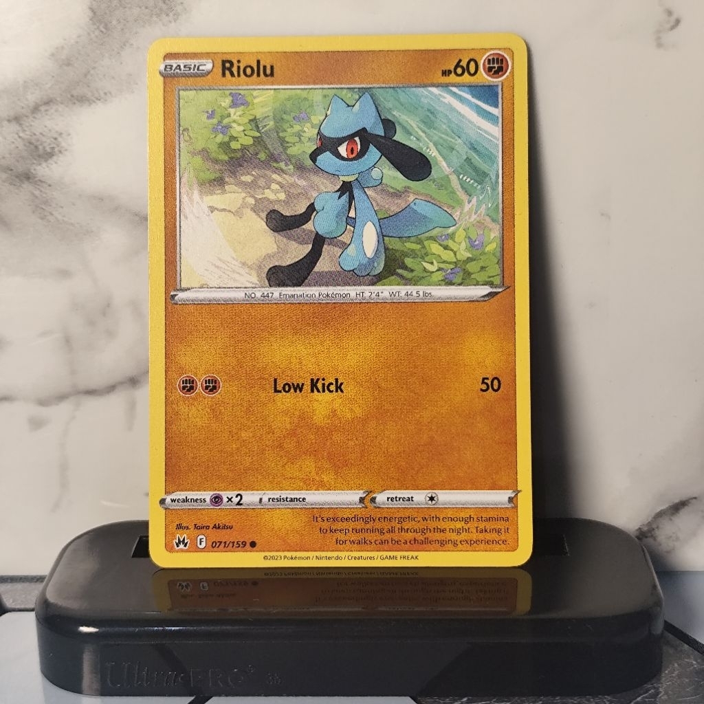 KARTU POKEMON RIOLU INGGRIS