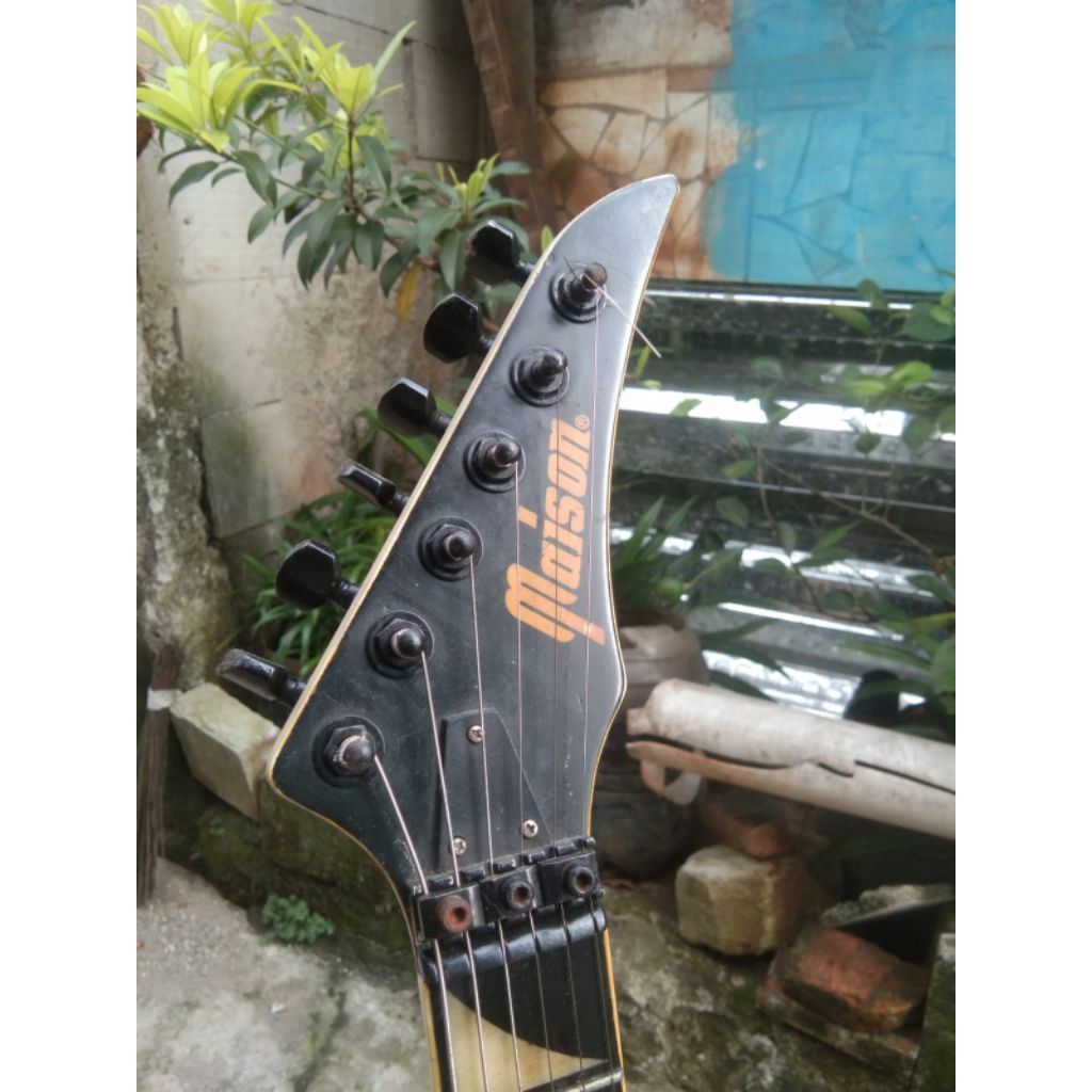 maison gitar, snar minta ganti