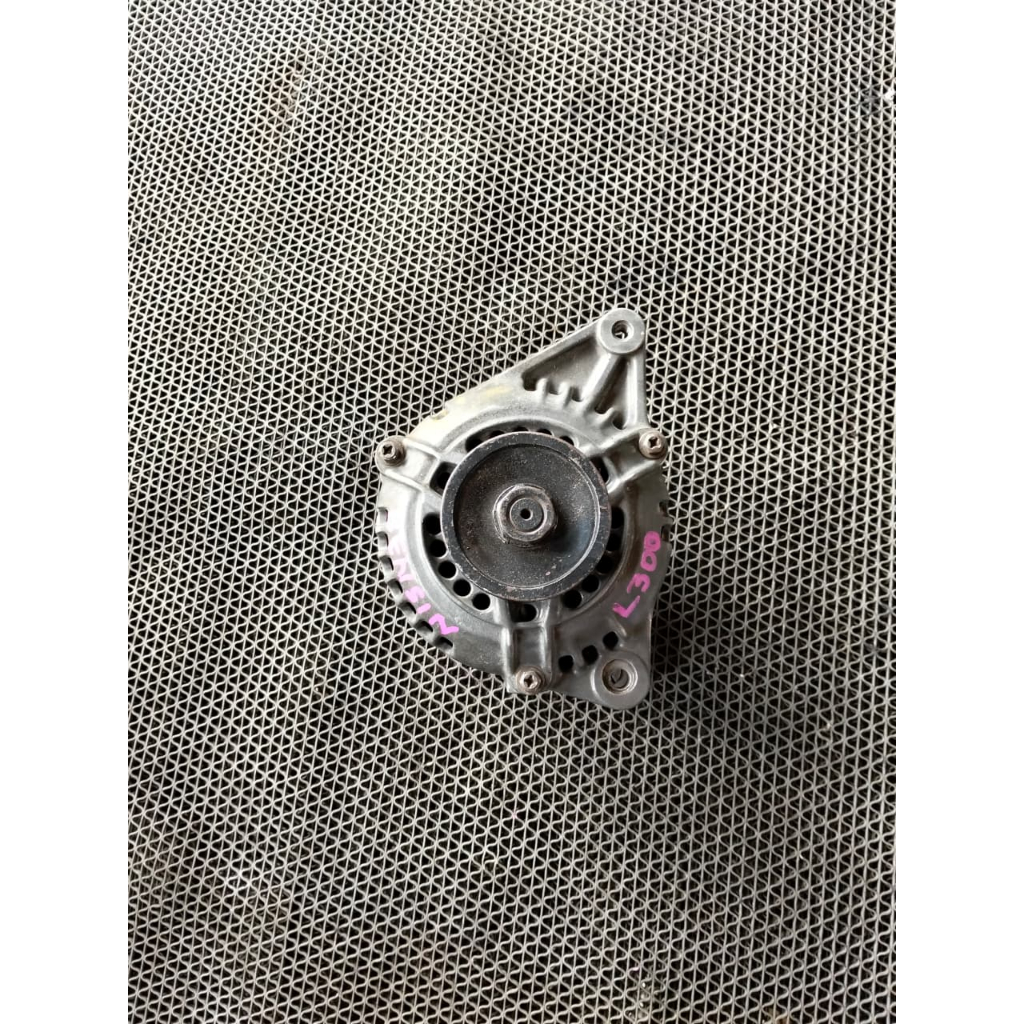 ALTERNATOR DINAMO AMPERE PENGISIAN L300 BENSIN ORIGINAL