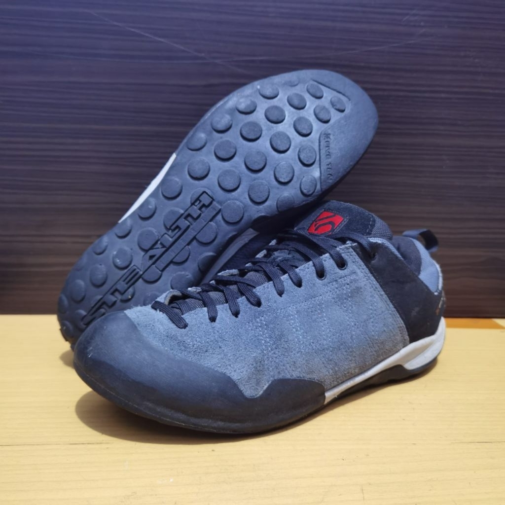 Hanz Second Brand - FIVE TEN MEN'S GUIDE TENNIE APPROACH SHOES 43