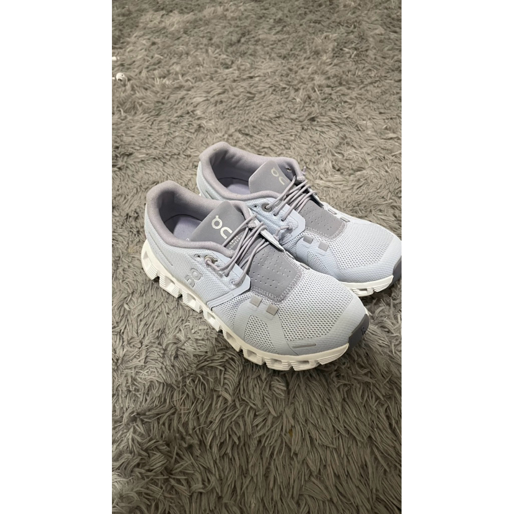 Sepatu on cloud original100%