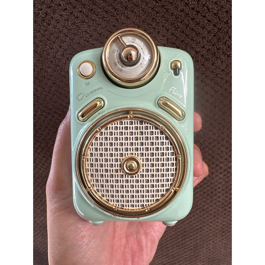 Preloved Divoom fairy 2.0 bluetooth speaker