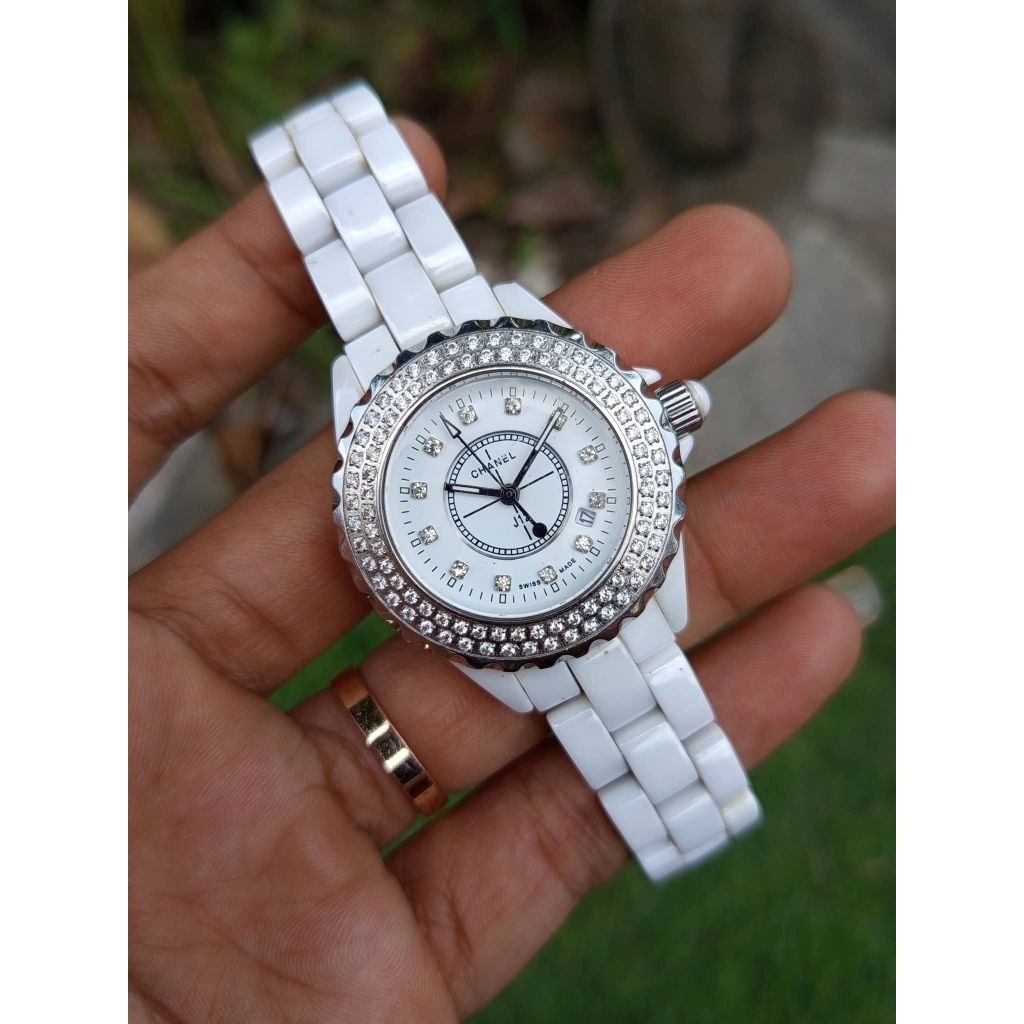 jam tangan chanel J12 ceramic+stainless Quartz full bawaan mulus
