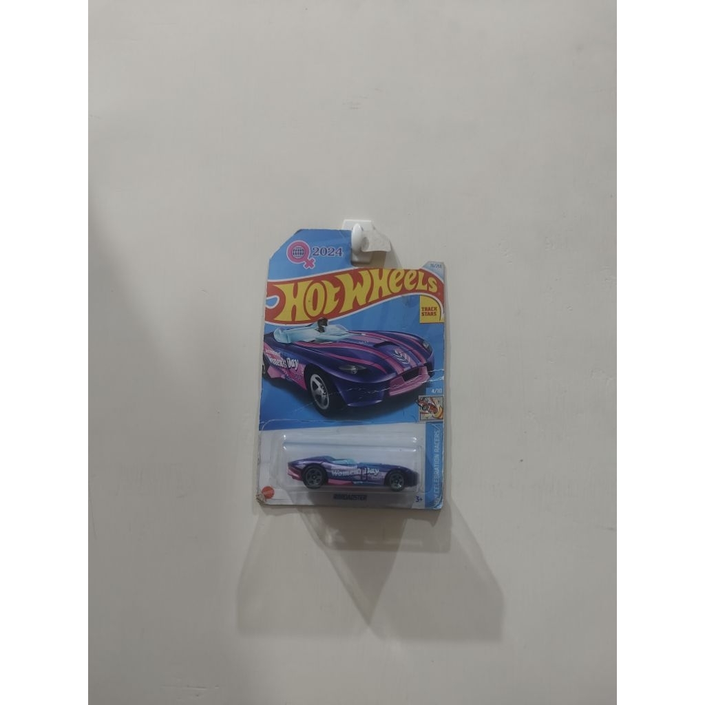 HotWheels RRRoadster Ungu