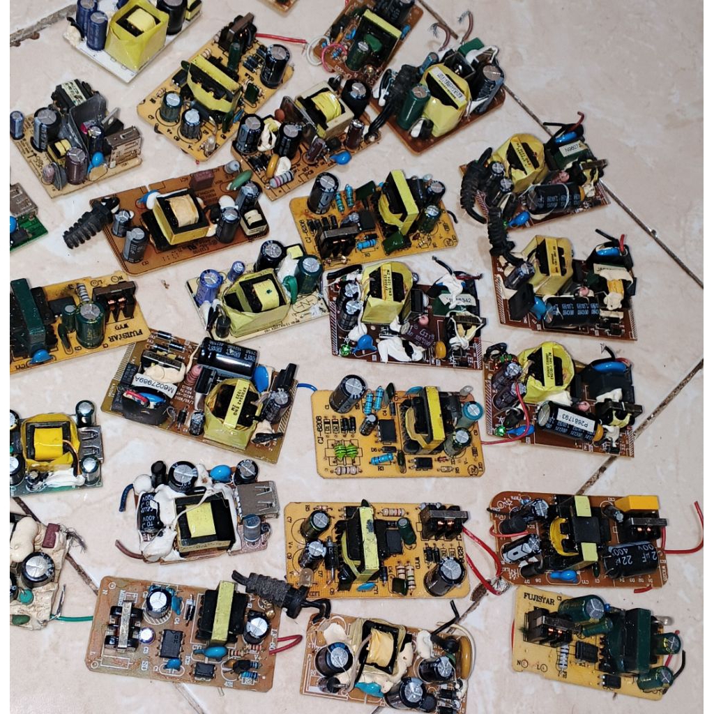 Mesin Charger Cas HP Ori Kondisi OFF/Mati Part Lengkap bahan Oprek