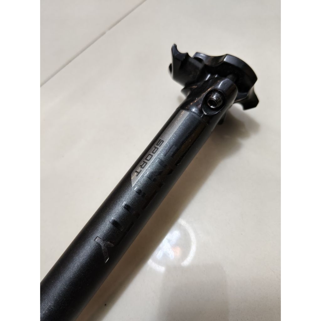 Seatpost Alloy Entity insert 27.2mm (second)